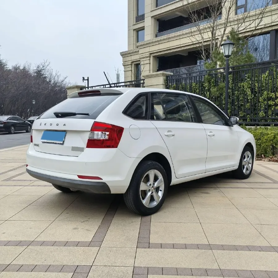 2019 Skoda Rapid Spaceback 1.5L 110HP L4 6AT,autocango,china used car exporter,china ev exporter,chinese used car exporter,chinese used ev exporter