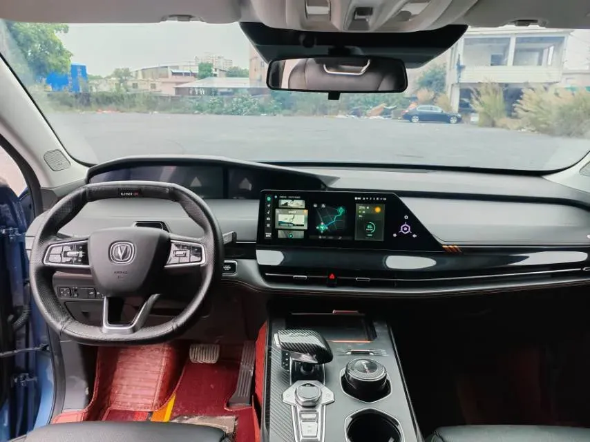 2021 ChangAn UNI-K 2.0T 233HP L4 8AT,autocango,china used car exporter,china ev exporter,chinese used car exporter,chinese used ev exporter