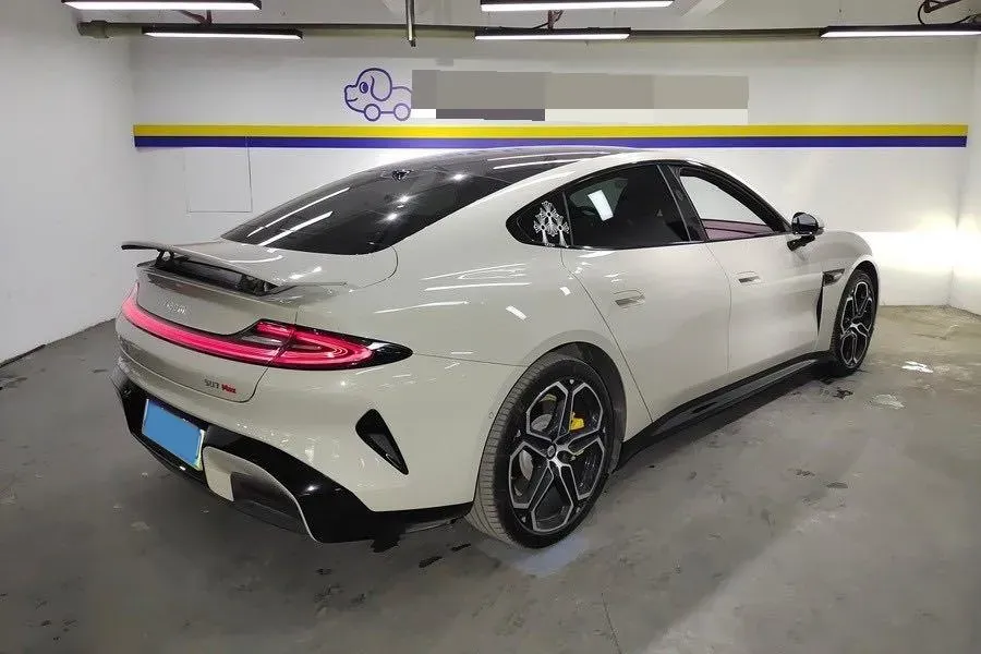 2024 MI SU7 BEV 94.3KWH,autocango,china used car exporter,china ev exporter,chinese used car exporter,chinese used ev exporter