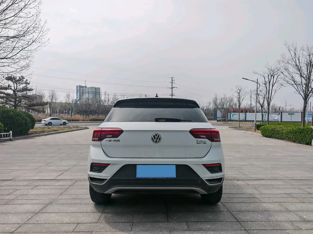 2019 Volkswagen T-Roc 1.4T 150HP L4 7DCT,autocango,china used car exporter,china ev exporter,chinese used car exporter,chinese used ev exporter