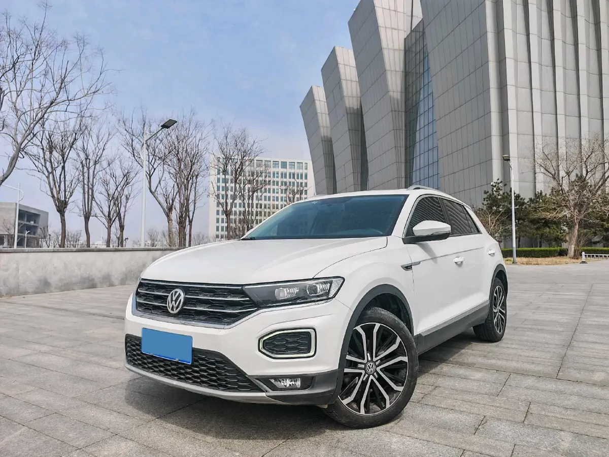 2019 Volkswagen T-Roc 1.4T 150HP L4 7DCT,autocango,china used car exporter,china ev exporter,chinese used car exporter,chinese used ev exporter