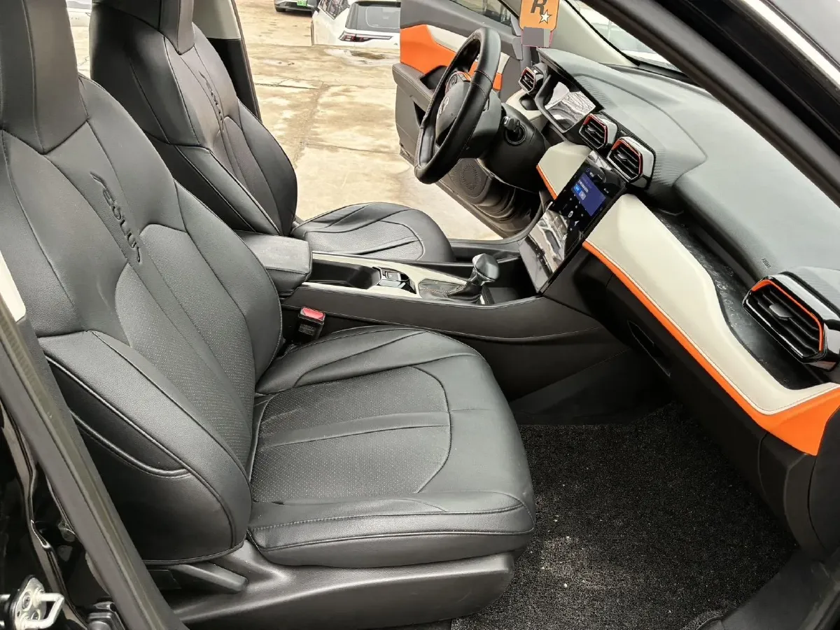 2023 DongFeng Aeolus YiXuan 1.5L 125HP L4 6DCT,autocango,china used car exporter,china ev exporter,chinese used car exporter,chinese used ev exporter