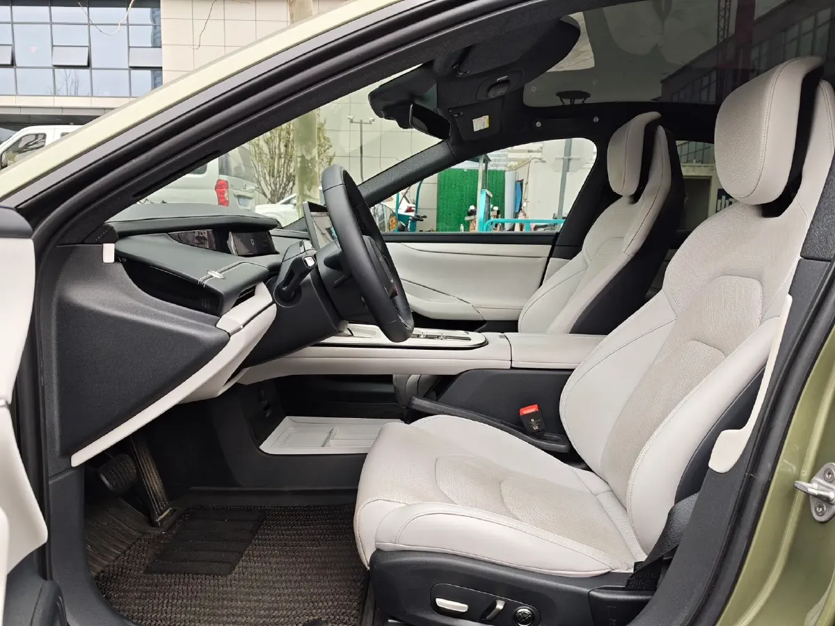 2024 MI SU7 BEV 73.6KWH,autocango,china used car exporter,china ev exporter,chinese used car exporter,chinese used ev exporter