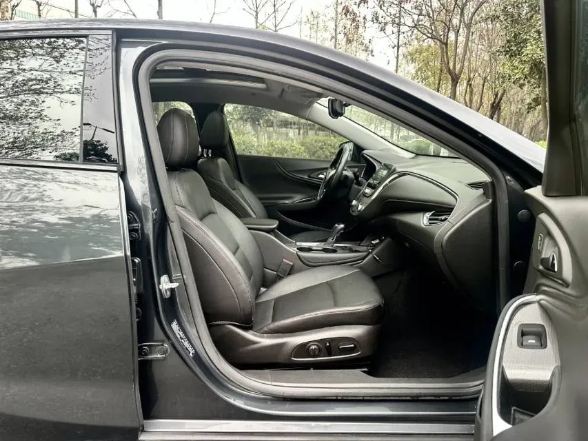 2019 Chevrolet Malibu XL 2.0T 241HP L4 9AT,autocango,china used car exporter,china ev exporter,chinese used car exporter,chinese used ev exporter