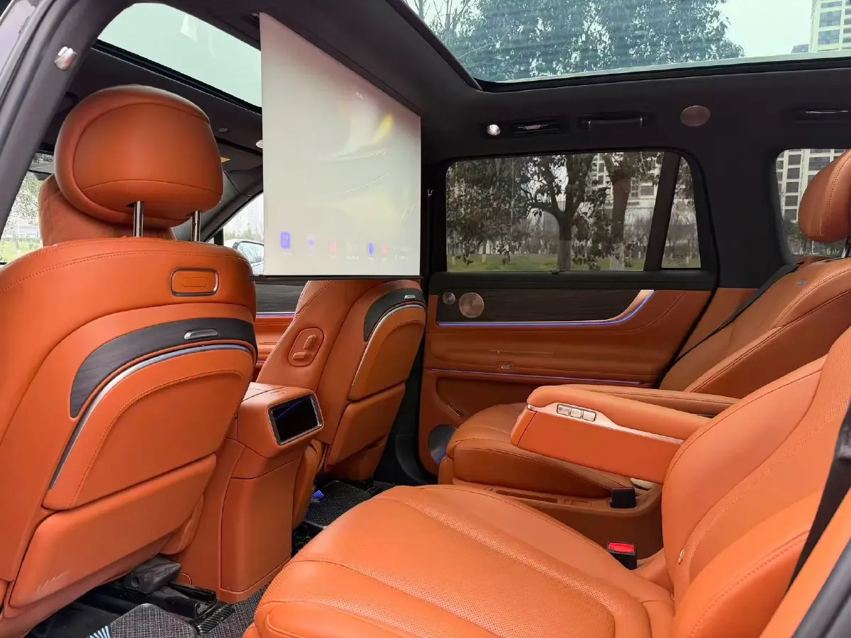 2025 AITO AITO M9 REEV 160HP REEV 52KWH,autocango,china used car exporter,china ev exporter,chinese used car exporter,chinese used ev exporter