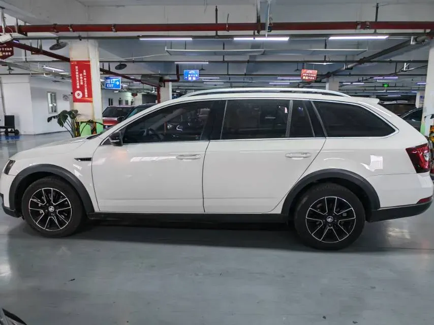 2018 Skoda Octavia 1.2T 116HP L4 7DCT,autocango,china used car exporter,china ev exporter,chinese used car exporter,chinese used ev exporter