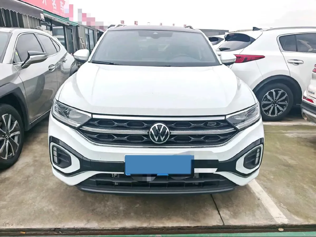 2023 Volkswagen T-Roc 1.5T 160HP L4 7DCT,autocango,china used car exporter,china ev exporter,chinese used car exporter,chinese used ev exporter