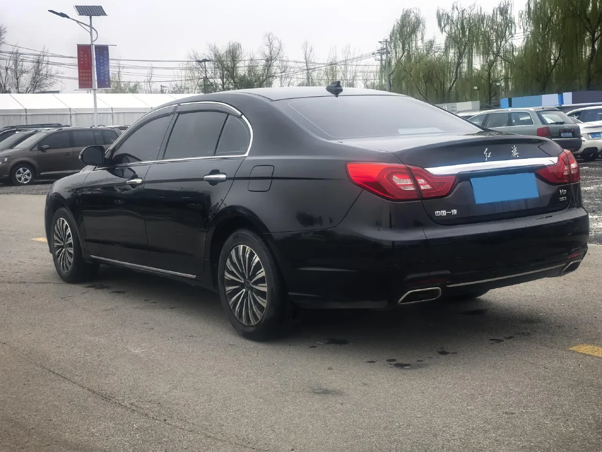 2017 HongQi H7 1.8T 188HP L4 6AT,autocango,china used car exporter,china ev exporter,chinese used car exporter,chinese used ev exporter