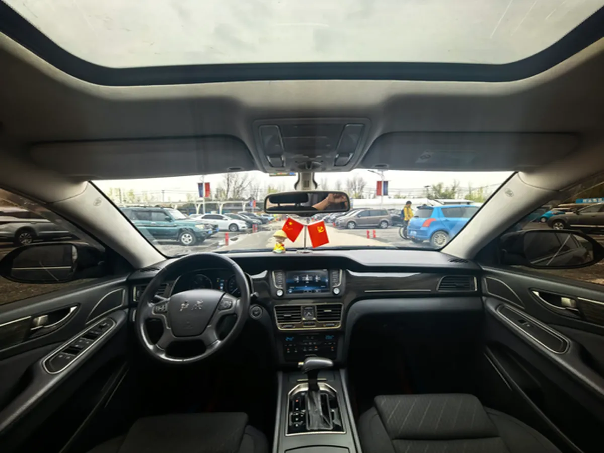 2017 HongQi H7 1.8T 188HP L4 6AT,autocango,china used car exporter,china ev exporter,chinese used car exporter,chinese used ev exporter