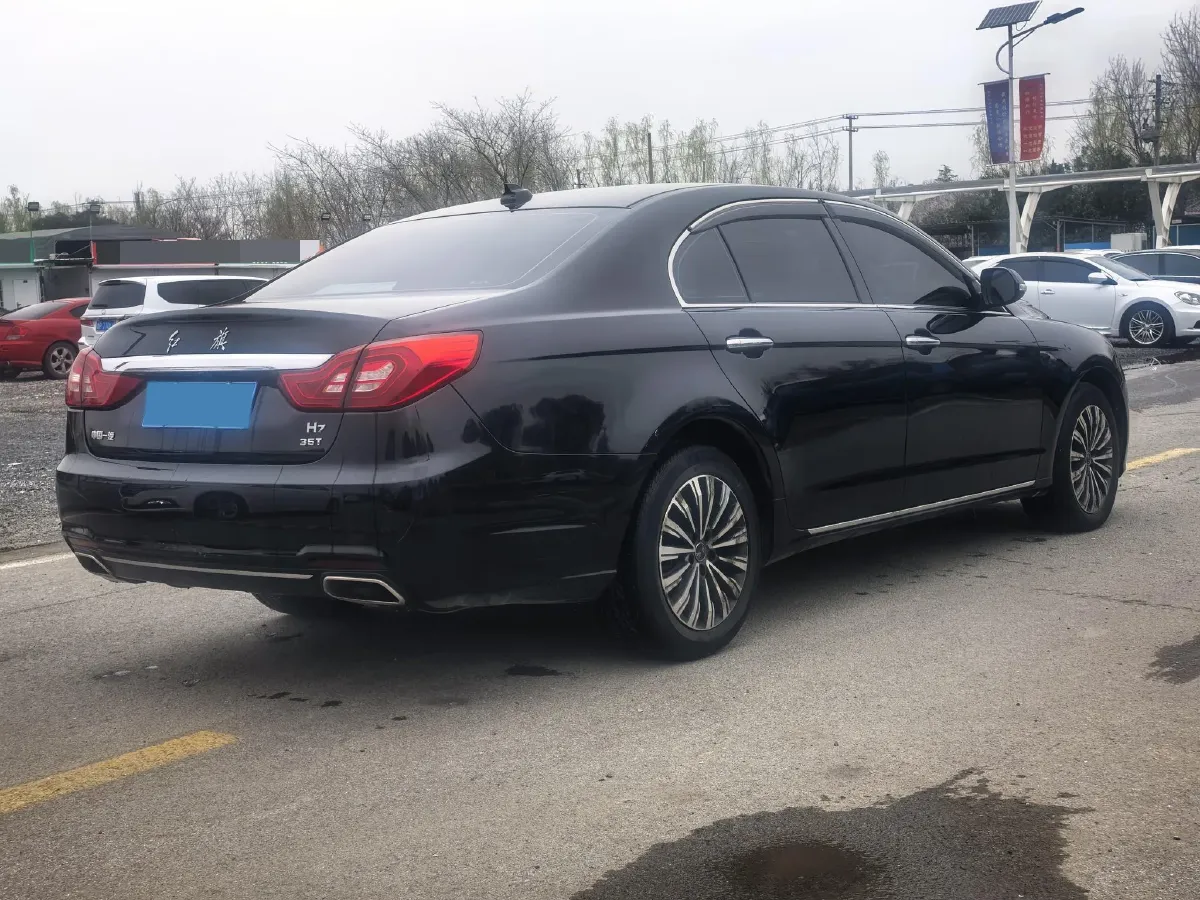 2017 HongQi H7 1.8T 188HP L4 6AT,autocango,china used car exporter,china ev exporter,chinese used car exporter,chinese used ev exporter