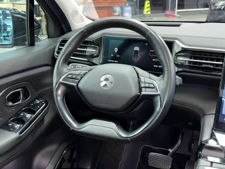 2018 NIO ES8 BEV 70KWH,autocango,china used car exporter,china ev exporter,chinese used car exporter,chinese used ev exporter