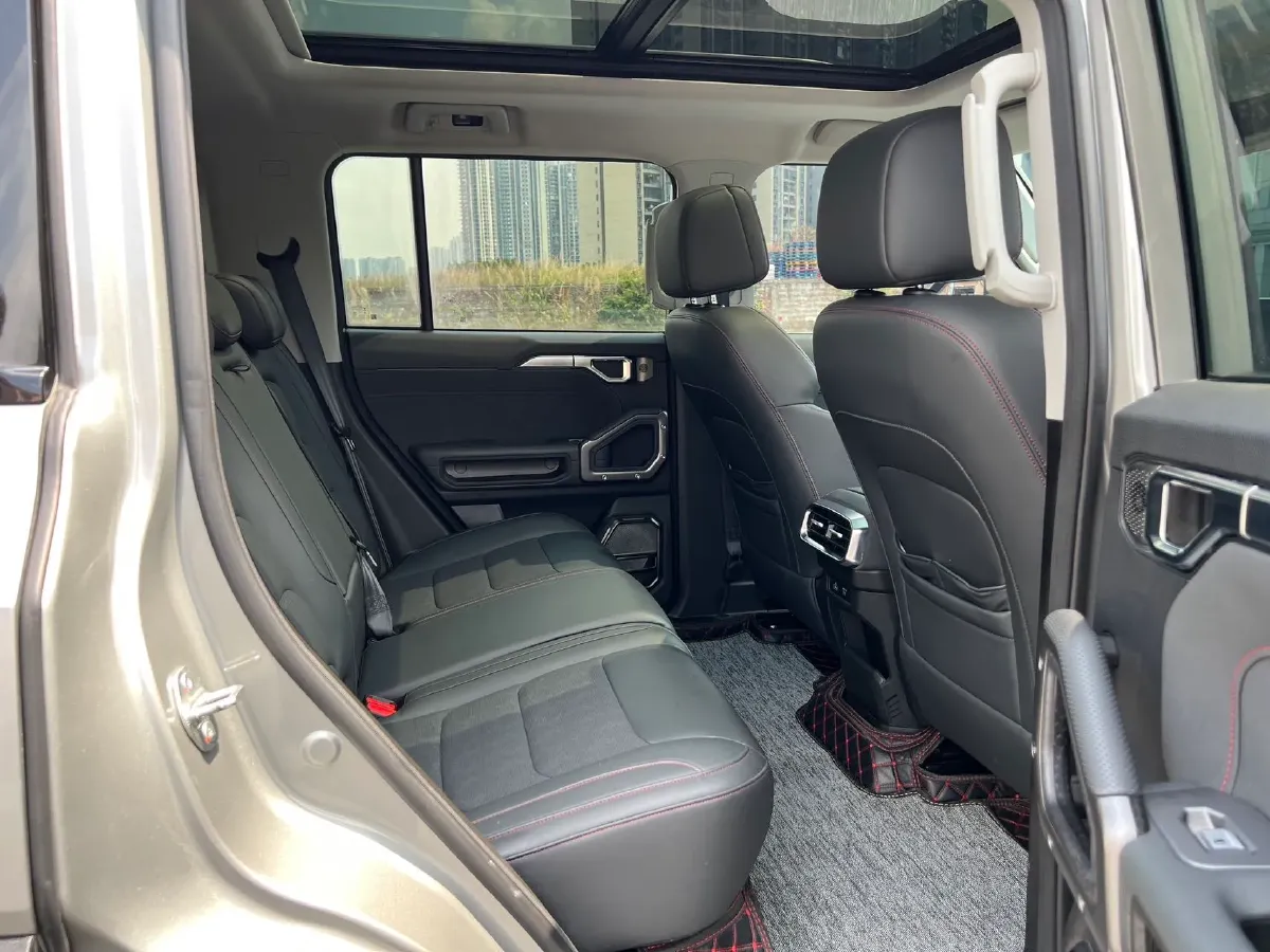 2023 Jetour Traveller 2.0T 254HP L4 7DCT,autocango,china used car exporter,china ev exporter,chinese used car exporter,chinese used ev exporter