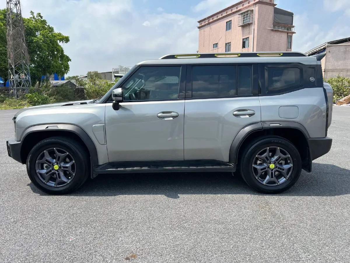 2023 Jetour Traveller 2.0T 254HP L4 7DCT,autocango,china used car exporter,china ev exporter,chinese used car exporter,chinese used ev exporter