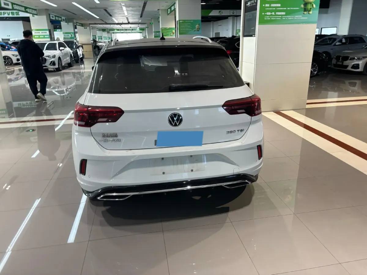 2022 Volkswagen T-Roc 1.4T 150HP L4 7DCT,autocango,china used car exporter,china ev exporter,chinese used car exporter,chinese used ev exporter