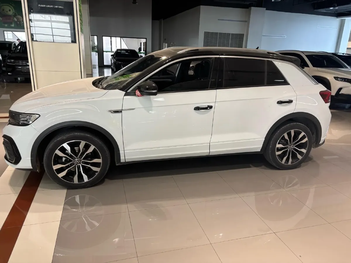 2022 Volkswagen T-Roc 1.4T 150HP L4 7DCT,autocango,china used car exporter,china ev exporter,chinese used car exporter,chinese used ev exporter