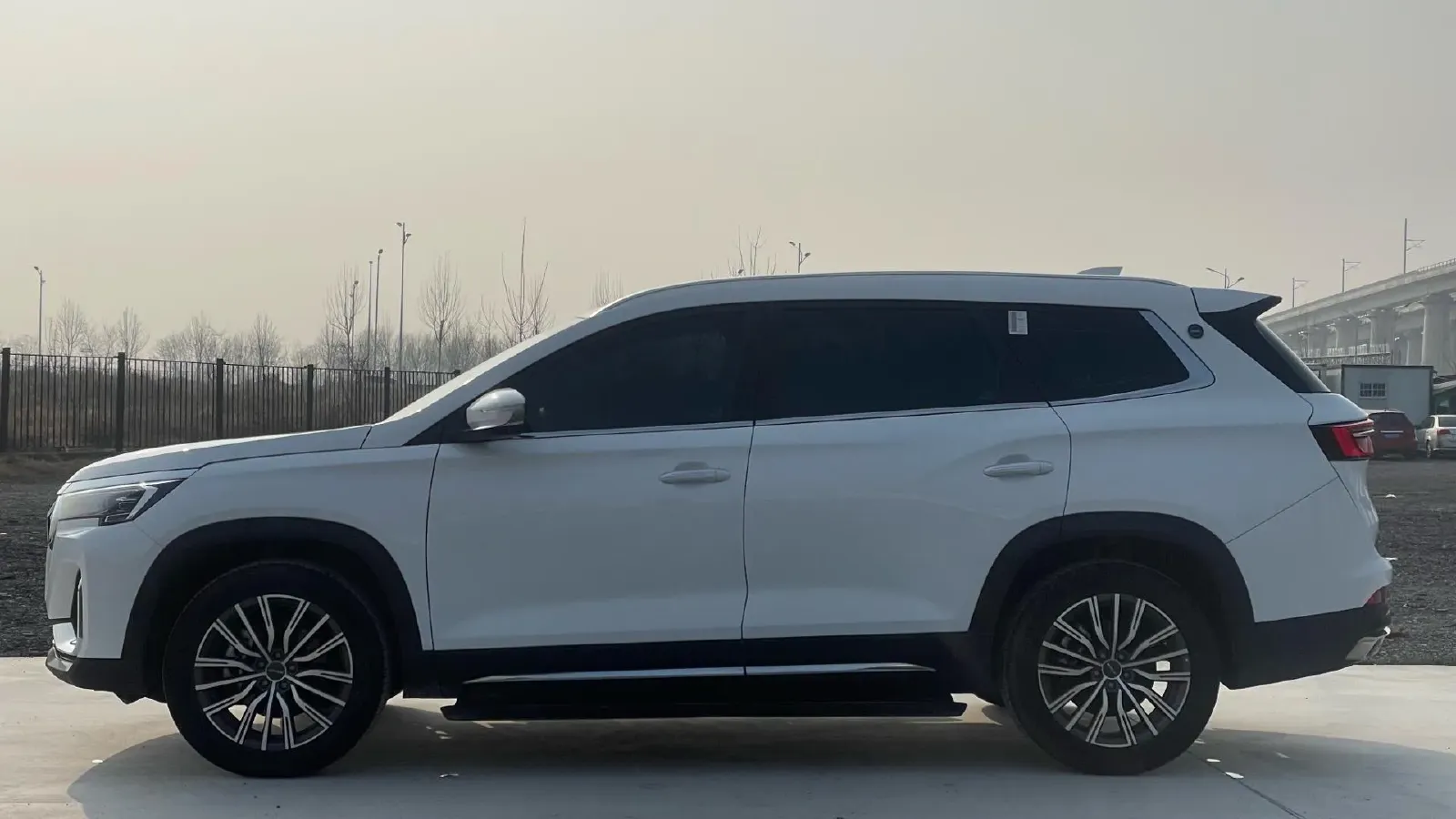 2024 Jetour X90 Plus 1.6T 197HP L4 7DCT,autocango,china used car exporter,china ev exporter,chinese used car exporter,chinese used ev exporter