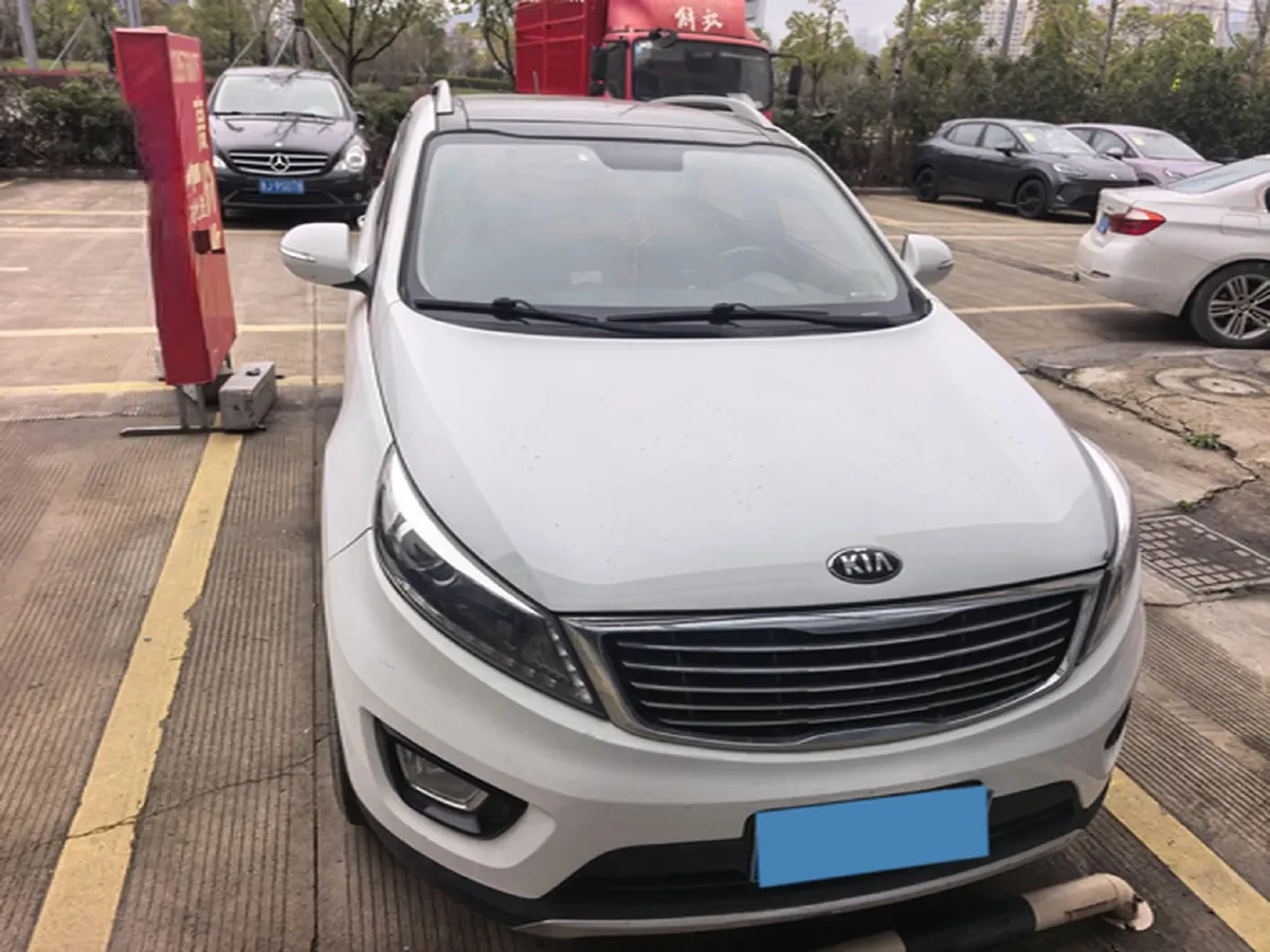 2016 Kia Sportage R 2.0L 165HP L4 6AT,autocango,china used car exporter,china ev exporter,chinese used car exporter,chinese used ev exporter