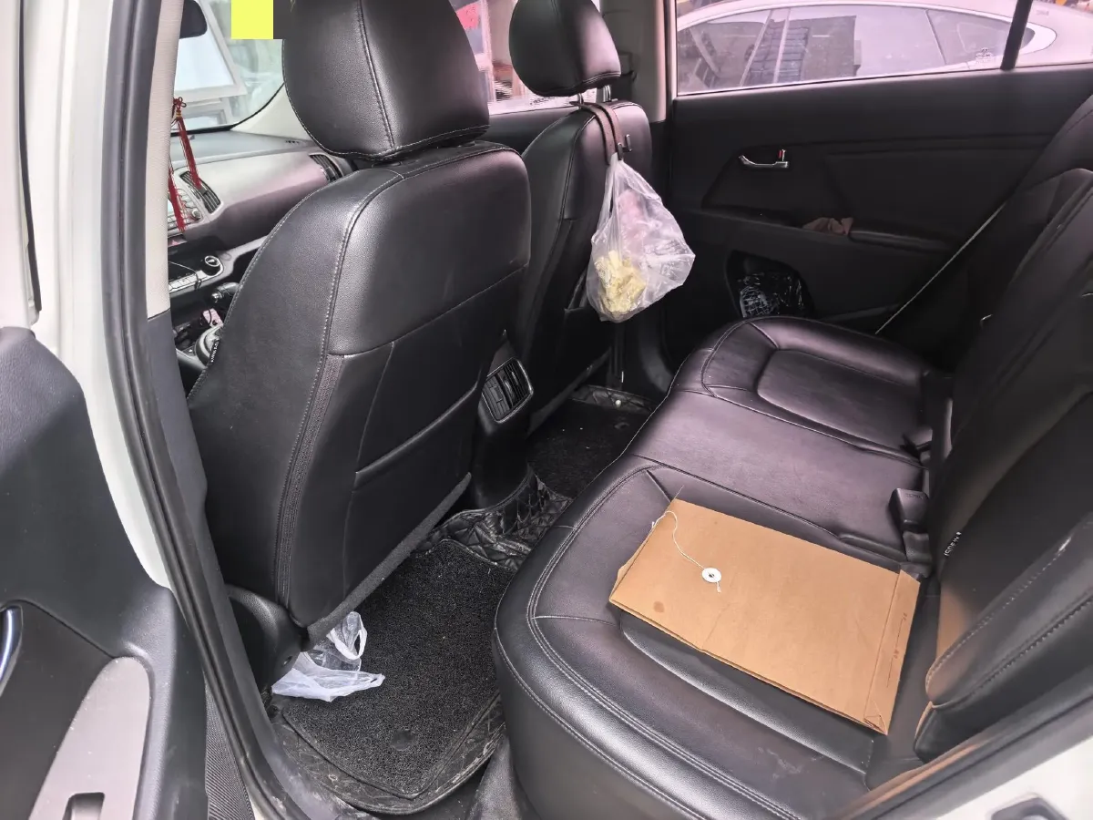 2016 Kia Sportage R 2.0L 165HP L4 6AT,autocango,china used car exporter,china ev exporter,chinese used car exporter,chinese used ev exporter