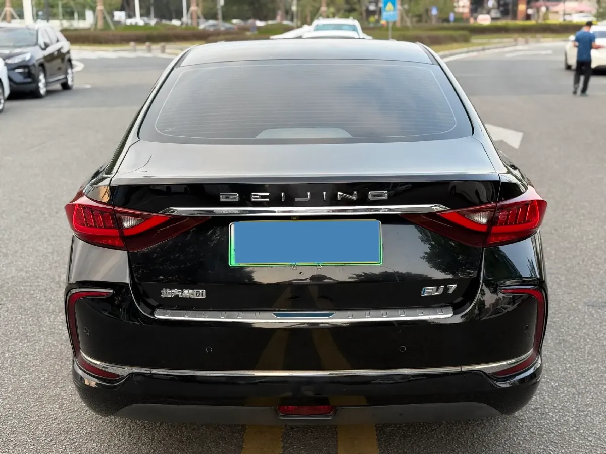 2019 BeiJing Auto EU7 BEV 60.225KWH,autocango,china used car exporter,china ev exporter,chinese used car exporter,chinese used ev exporter