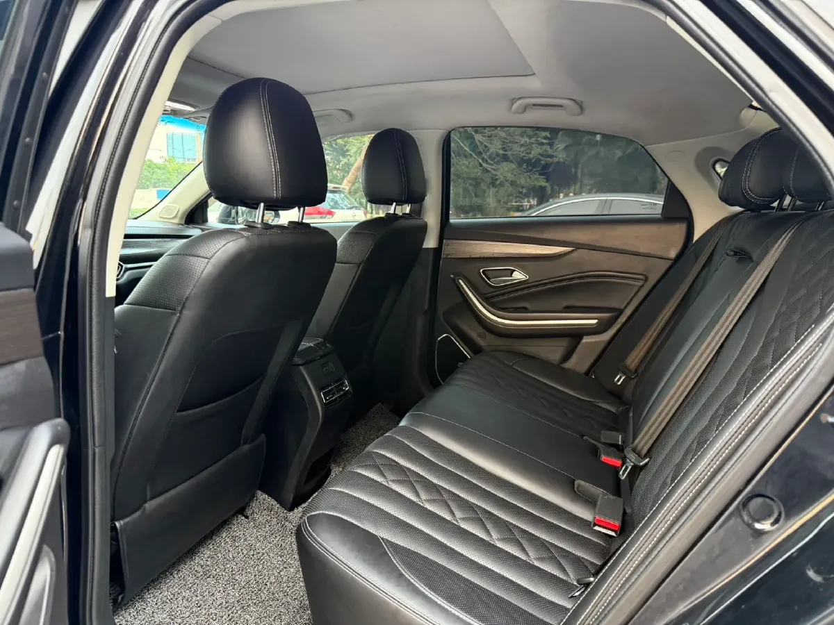 2019 BeiJing Auto EU7 BEV 60.225KWH,autocango,china used car exporter,china ev exporter,chinese used car exporter,chinese used ev exporter