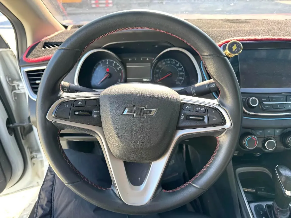 2019 Chevrolet Monza 1.0T 125HP L3 6DCT,autocango,china used car exporter,china ev exporter,chinese used car exporter,chinese used ev exporter