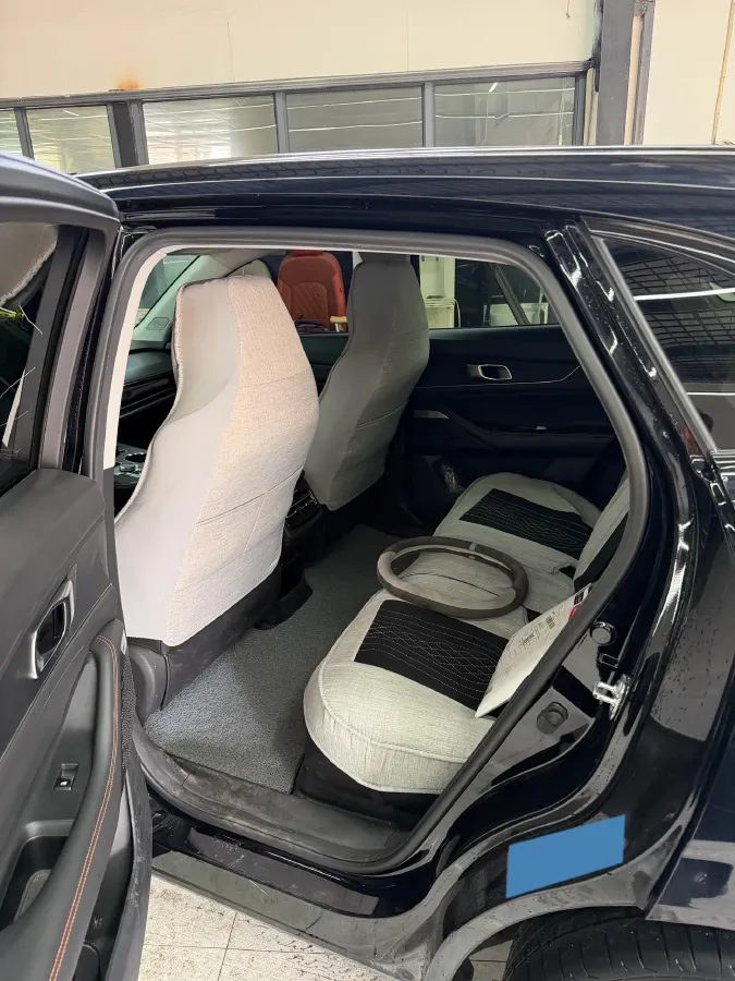 2021 ChangAn UNI-K 2.0T 233HP L4 8AT,autocango,china used car exporter,china ev exporter,chinese used car exporter,chinese used ev exporter