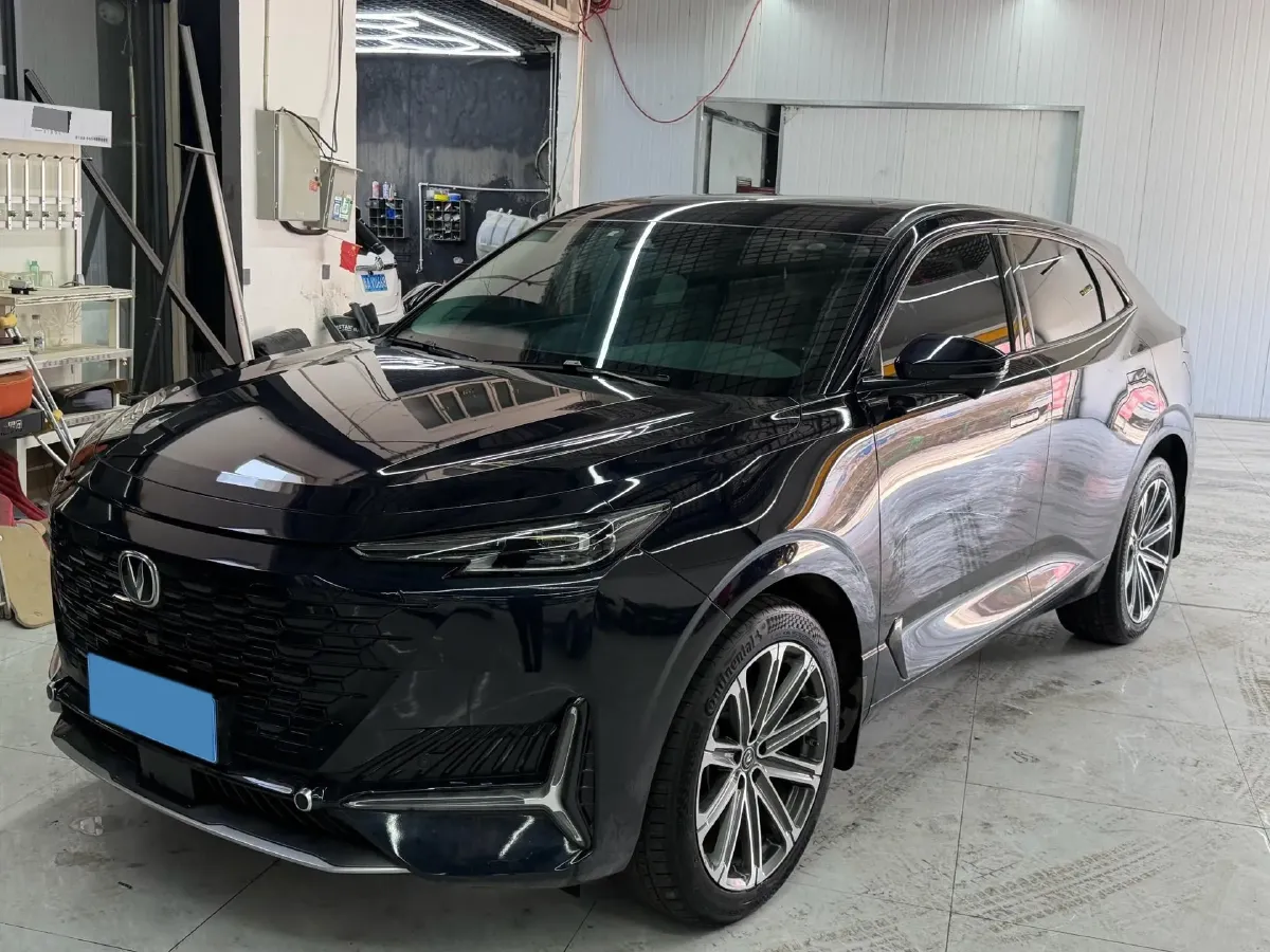 2021 ChangAn UNI-K 2.0T 233HP L4 8AT,autocango,china used car exporter,china ev exporter,chinese used car exporter,chinese used ev exporter