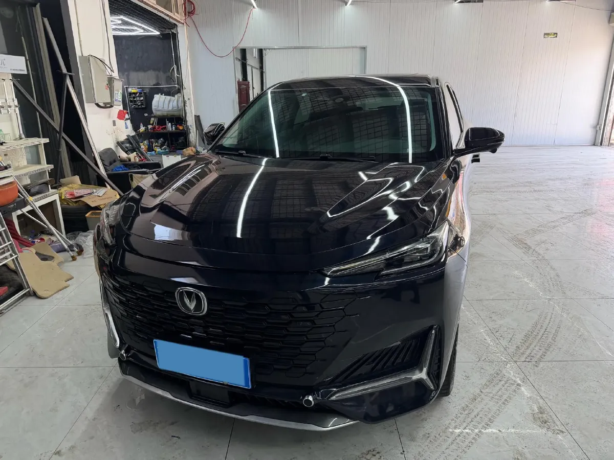 2021 ChangAn UNI-K 2.0T 233HP L4 8AT,autocango,china used car exporter,china ev exporter,chinese used car exporter,chinese used ev exporter