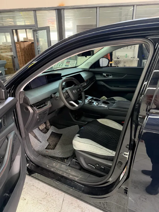 2021 ChangAn UNI-K 2.0T 233HP L4 8AT,autocango,china used car exporter,china ev exporter,chinese used car exporter,chinese used ev exporter