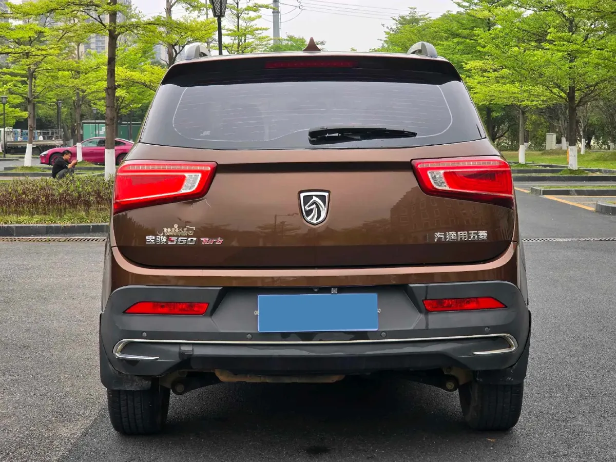 2017 BaoJun 560 1.5T 150HP L4 6DCT,autocango,china used car exporter,china ev exporter,chinese used car exporter,chinese used ev exporter