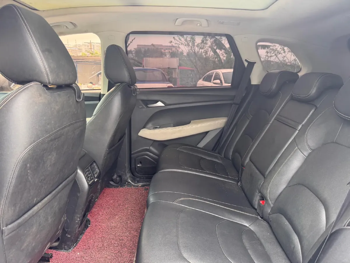 2019 BaoJun 530 1.5T 151HP L4 CVT,autocango,china used car exporter,china ev exporter,chinese used car exporter,chinese used ev exporter