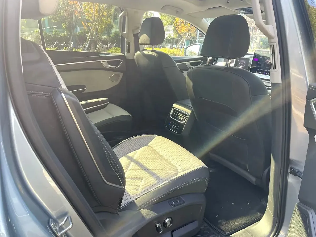 2026 Volkswagen Talagon 2.0T 272HP L4 7DCT,autocango,china used car exporter,china ev exporter,chinese used car exporter,chinese used ev exporter