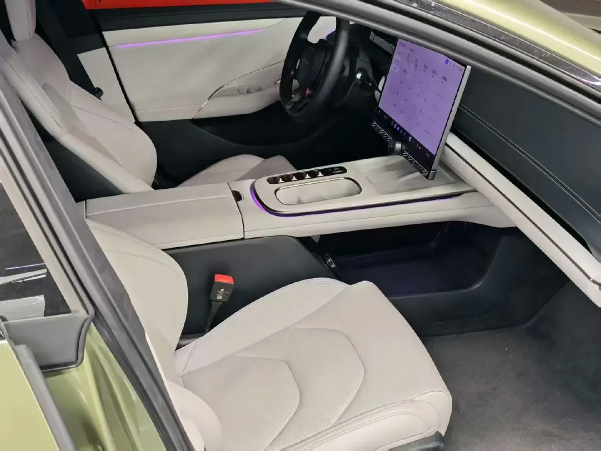 2024 MI SU7 BEV 101KWH,autocango,china used car exporter,china ev exporter,chinese used car exporter,chinese used ev exporter