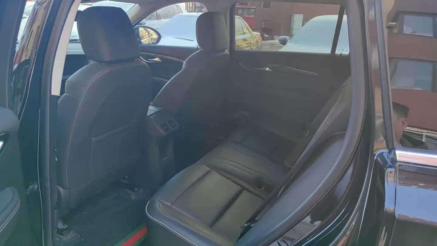 2025 212 212 T01 2.0T 252HP L4 8AT,autocango,china used car exporter,china ev exporter,chinese used car exporter,chinese used ev exporter