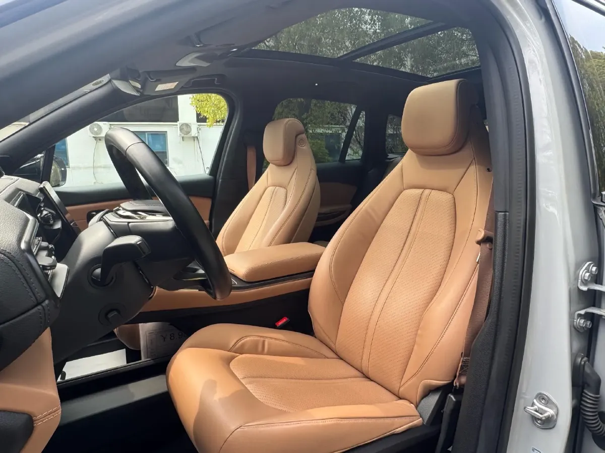 2020 Lexus NX 2.5L 155HP L4 E-CVT Hybrid,autocango,china used car exporter,china ev exporter,chinese used car exporter,chinese used ev exporter