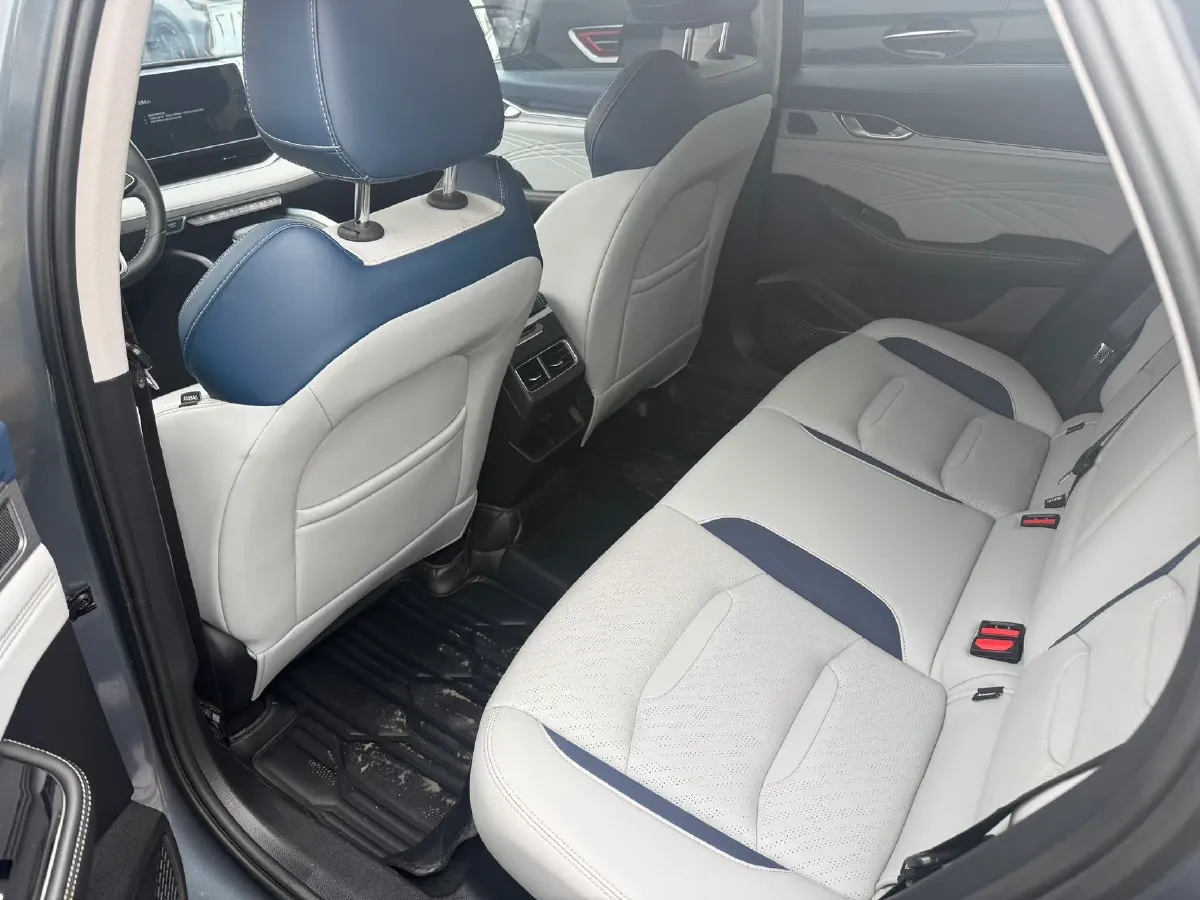 2023 Geely Preface 2.0T 190HP L4 7DCT,autocango,china used car exporter,china ev exporter,chinese used car exporter,chinese used ev exporter