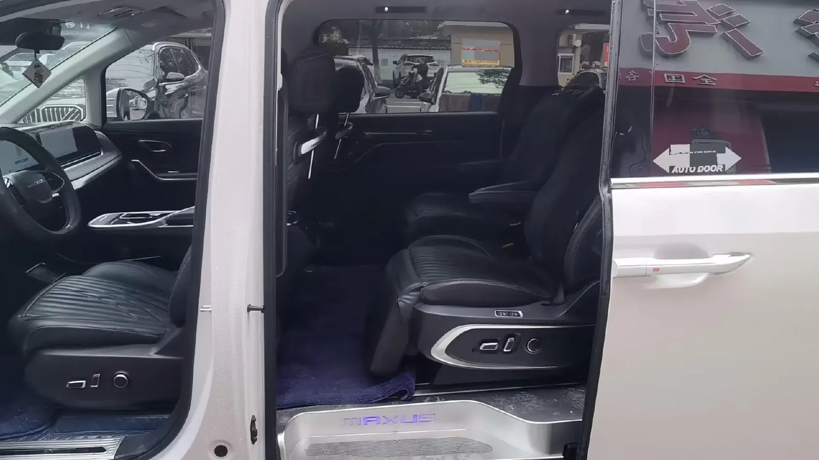 2022 Volvo S60 2.0T 197HP L4 8AT,autocango,china used car exporter,china ev exporter,chinese used car exporter,chinese used ev exporter