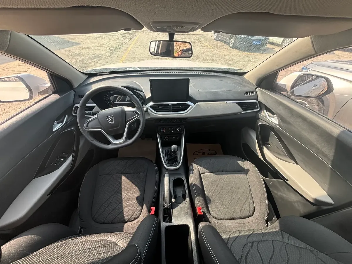 2019 BaoJun 510 1.5L 112HP L4 6MT,autocango,china used car exporter,china ev exporter,chinese used car exporter,chinese used ev exporter