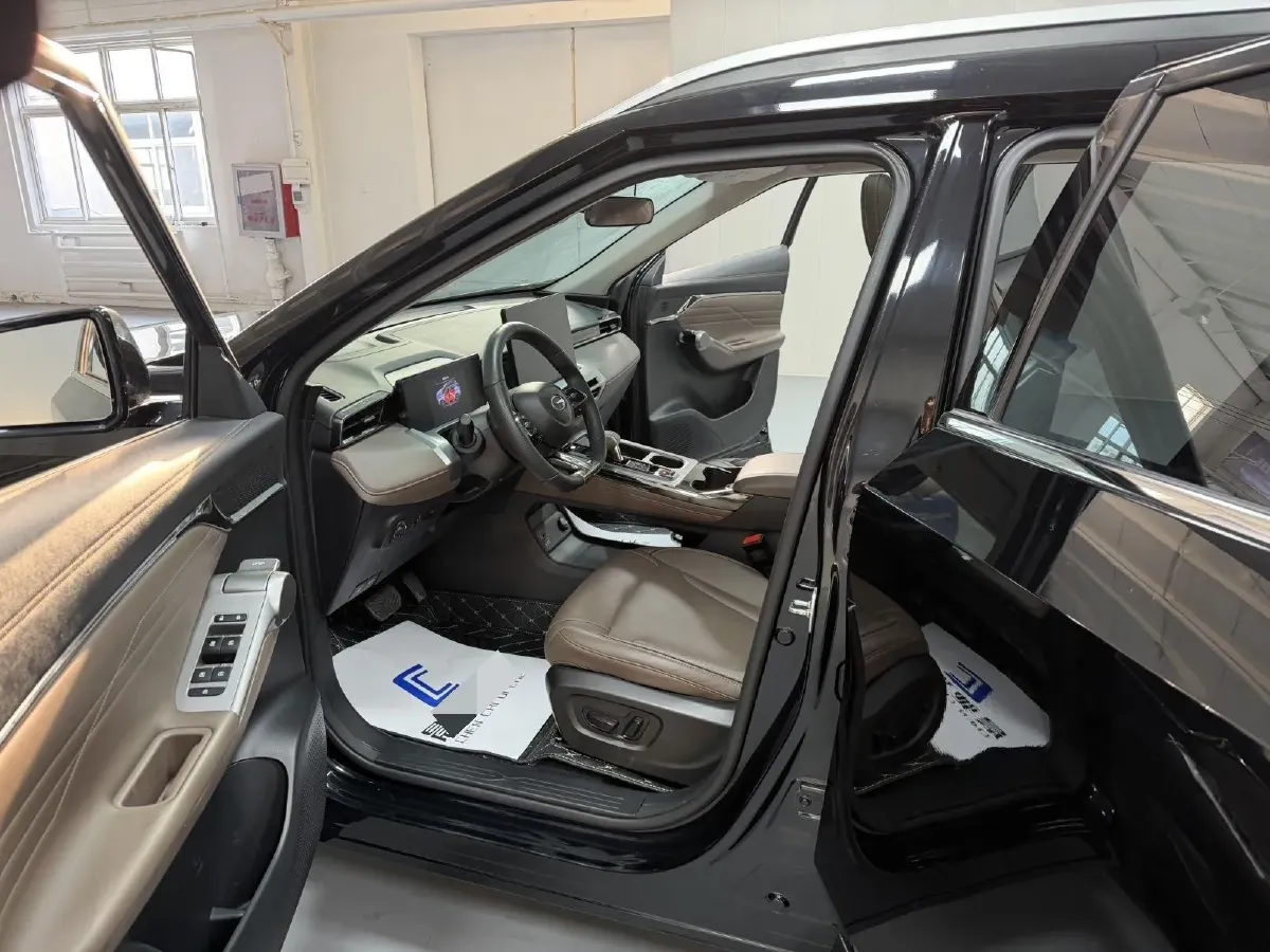 2024 GAC Trumpchi GS4 1.5T 177HP L4 7DCT,autocango,china used car exporter,china ev exporter,chinese used car exporter,chinese used ev exporter