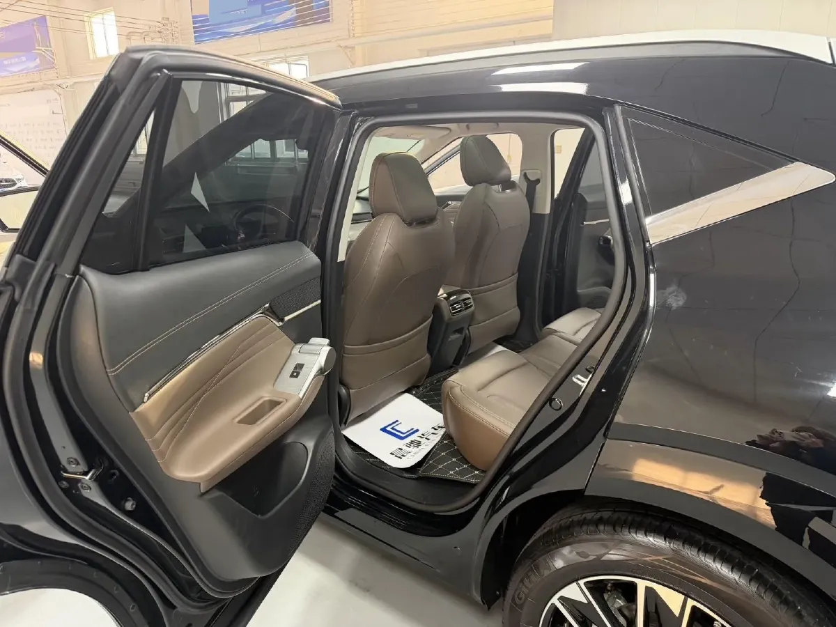 2024 GAC Trumpchi GS4 1.5T 177HP L4 7DCT,autocango,china used car exporter,china ev exporter,chinese used car exporter,chinese used ev exporter