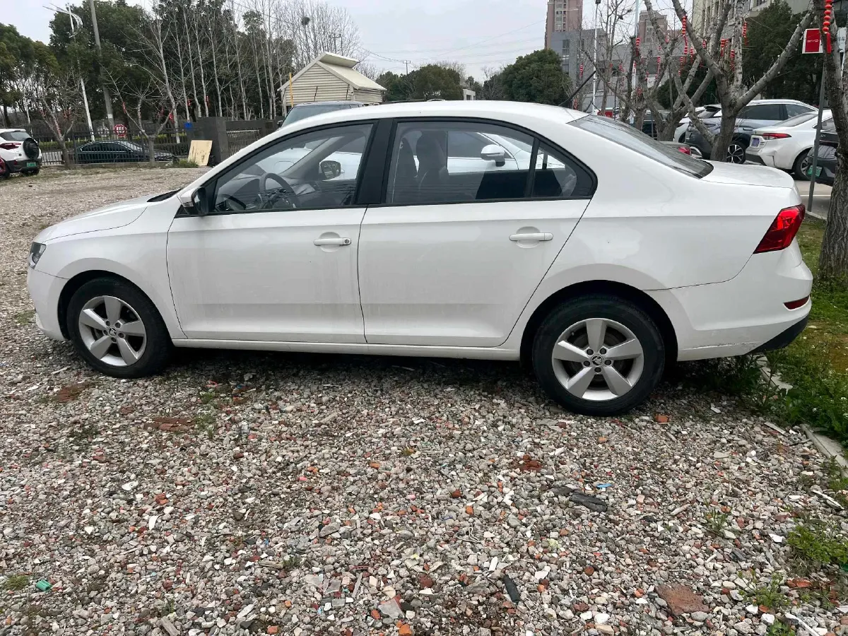2020 DongFeng Aeolus YiXuan 1.5T 150HP L4 6DCT,autocango,china used car exporter,china ev exporter,chinese used car exporter,chinese used ev exporter