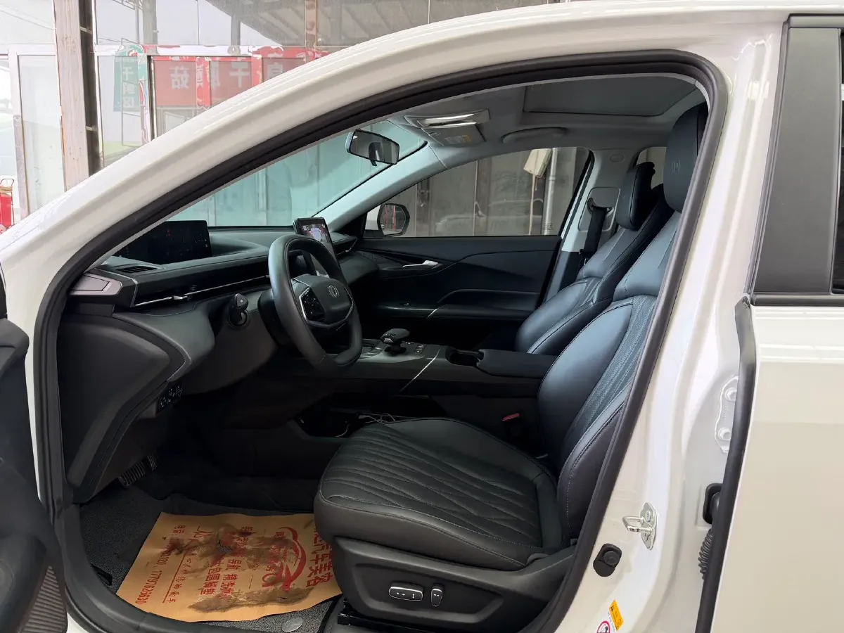 2024 ChangAn QiYuan A05 1.5L 110HP L4 E-CVT PHEV 9.07KWH,autocango,china used car exporter,china ev exporter,chinese used car exporter,chinese used ev exporter