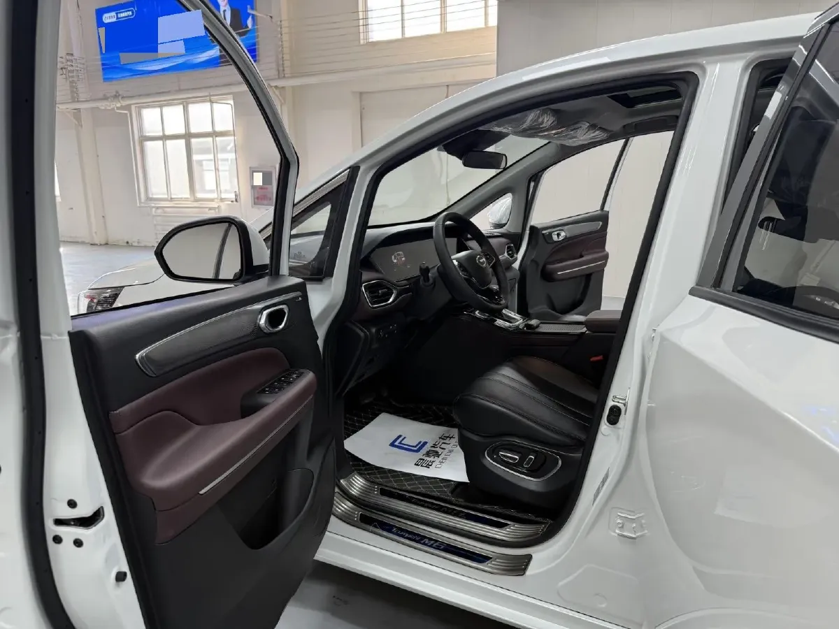 2023 GAC Trumpchi M6 1.5T 177HP L4 7DCT,autocango,china used car exporter,china ev exporter,chinese used car exporter,chinese used ev exporter