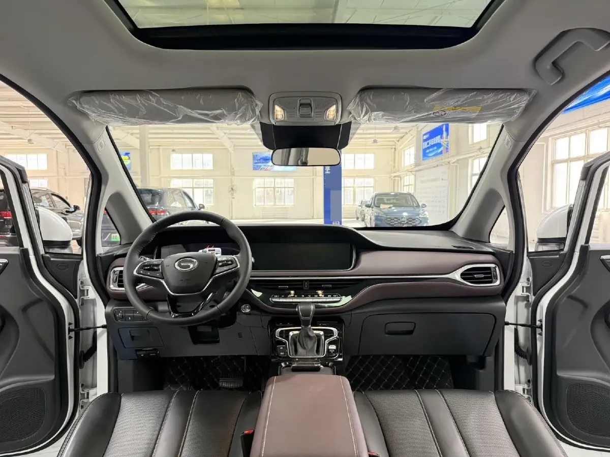 2023 GAC Trumpchi M6 1.5T 177HP L4 7DCT,autocango,china used car exporter,china ev exporter,chinese used car exporter,chinese used ev exporter