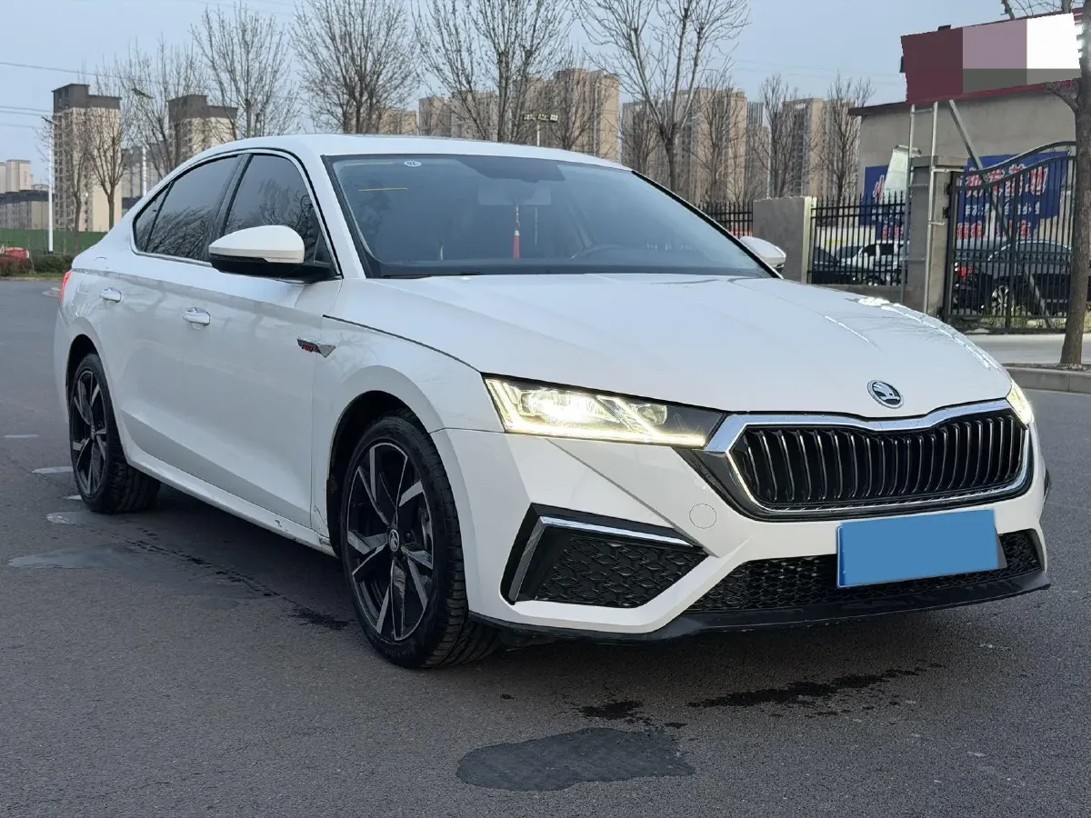 2022 Skoda Octavia 1.4T 150HP L4 7DCT,autocango,china used car exporter,china ev exporter,chinese used car exporter,chinese used ev exporter