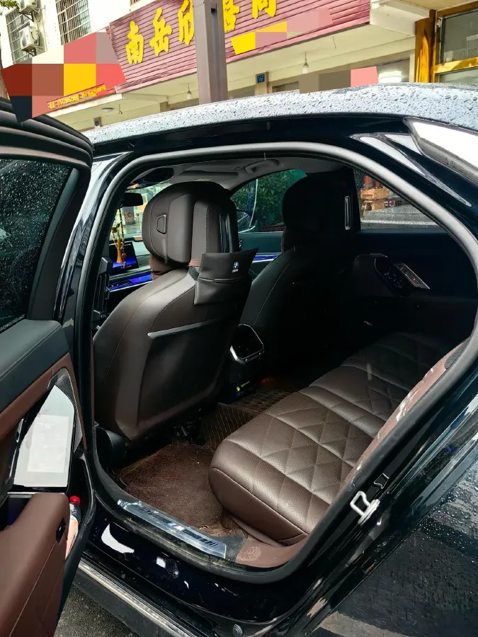 2023 BMW 7 Series 3.0T 272HP L6 8AT,autocango,china used car exporter,china ev exporter,chinese used car exporter,chinese used ev exporter