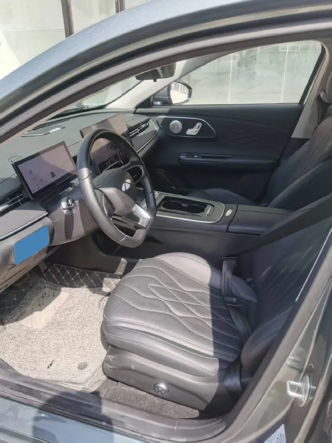 2025 Fulwin FulwinA8L 1.5T 156HP L4 1DHT PHEV 18.67KWH,autocango,china used car exporter,china ev exporter,chinese used car exporter,chinese used ev exporter