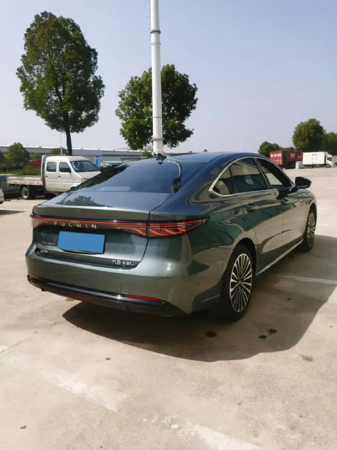 2025 Fulwin FulwinA8L 1.5T 156HP L4 1DHT PHEV 18.67KWH,autocango,china used car exporter,china ev exporter,chinese used car exporter,chinese used ev exporter