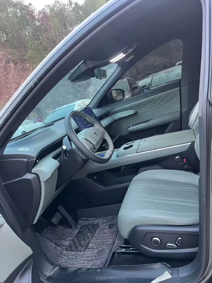 2023 Deepal S07 1.5L 95HP L4 REEV 31.73KWH,autocango,china used car exporter,china ev exporter,chinese used car exporter,chinese used ev exporter