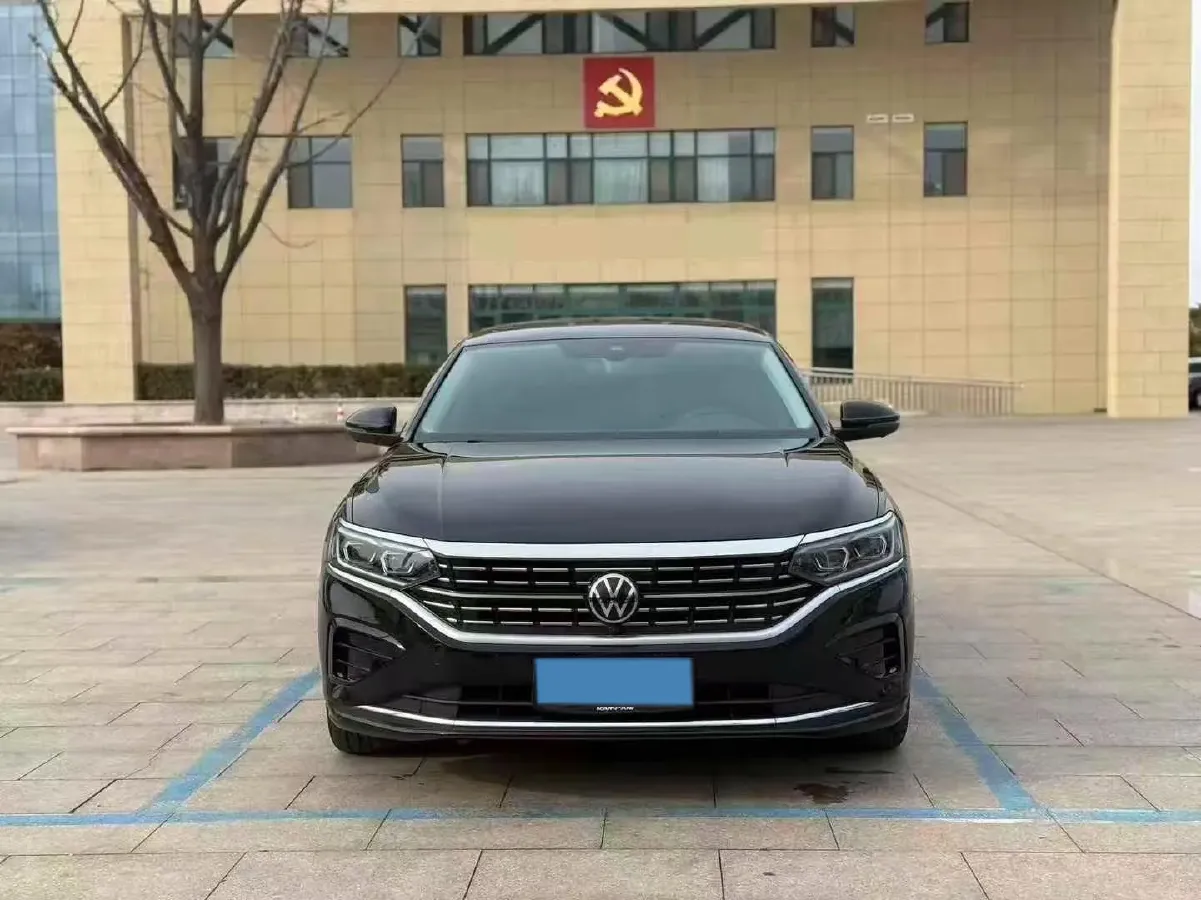 2024 Volkswagen Passat 2.0T 186HP L4 7DCT,autocango,china used car exporter,china ev exporter,chinese used car exporter,chinese used ev exporter
